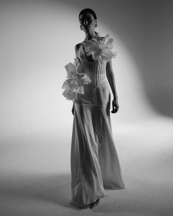 The Chicest Trends from the Spring '25 Bridal Collections