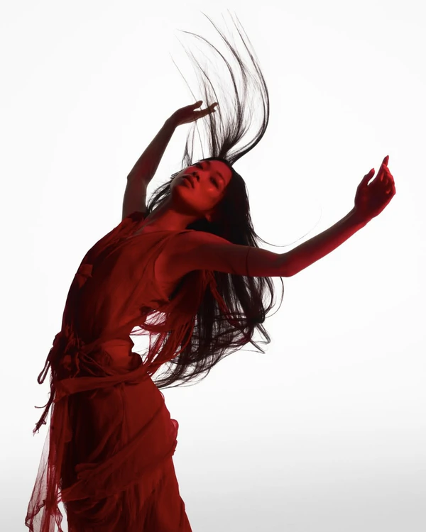 7 Pheromone Perfumes That Make Your Natural Scent More Magnetic