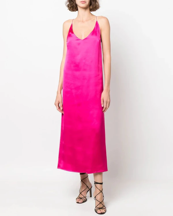 Barbiecore: The Hottest Summer Trend Which Will Help You Nail Your Wedding Outfit