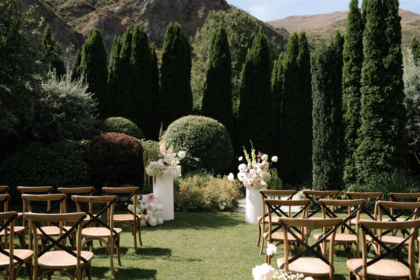 A Timeless Garden Soirée in New Zealand
