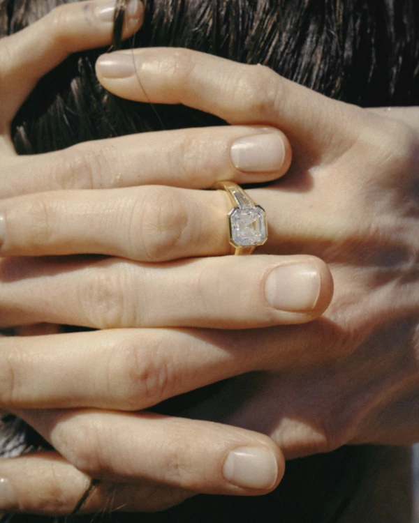 30 Expert Tips for Diamond Engagement & Wedding Ring Shopping