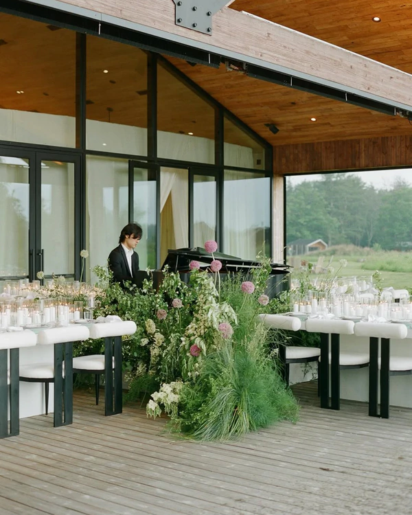 The Wedding Band Guide: 18 Live Music Styles to Set the Tone for Your Big Day