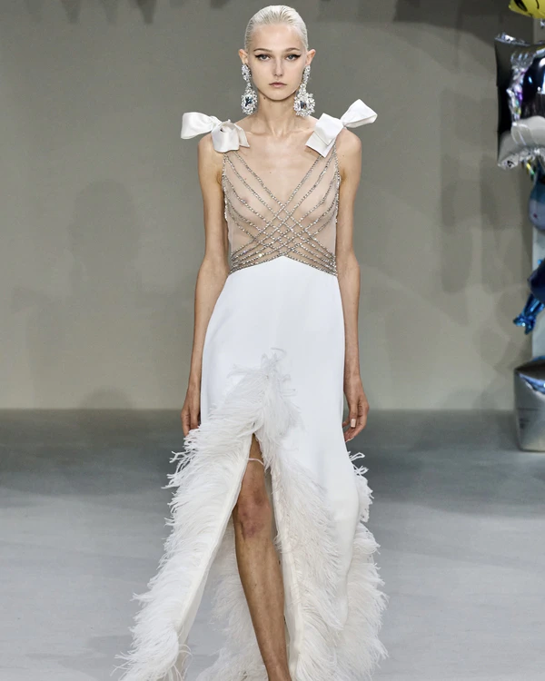 The Best Wedding Looks from Paris Haute Couture Fashion Week F/W'22