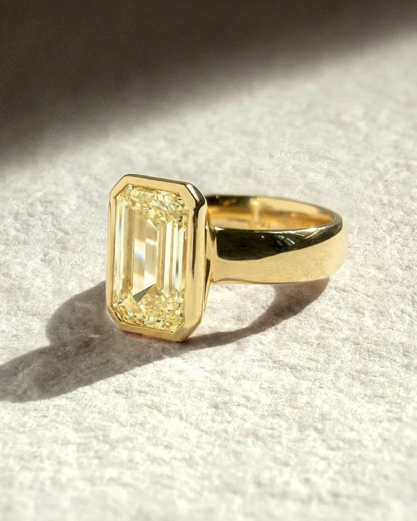 30 Emerald Cut Engagement Rings & Wedding Bands We're Loving