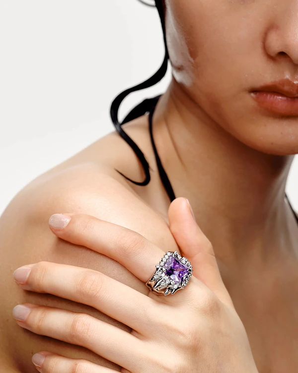 Trendy Jewelry for the Bride