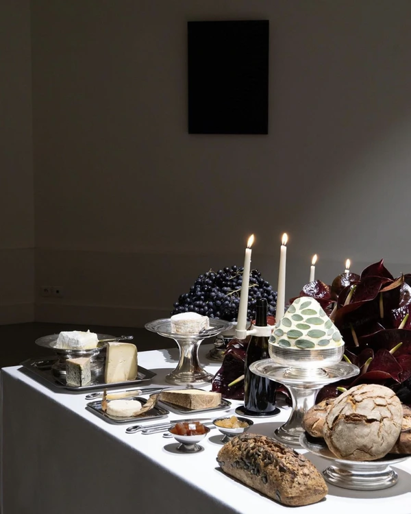 Trend: Modern Grazing Tables