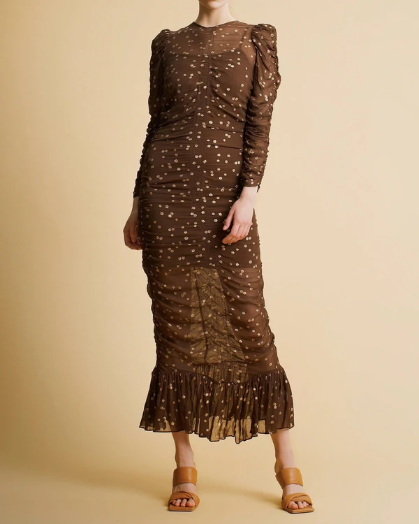 How to Dress Up If You Are the Mother of the Groom