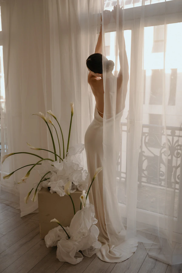 A Symphony of Silk, Light and Blooms