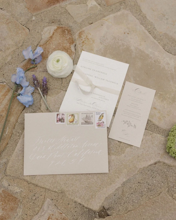 10 Meaningful Ways to Honor Lost Loved Ones at Your Wedding