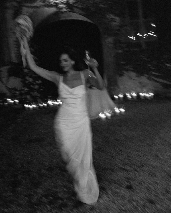 How to Choose a Wedding Photographer Who Fits Your Tastes & Needs?