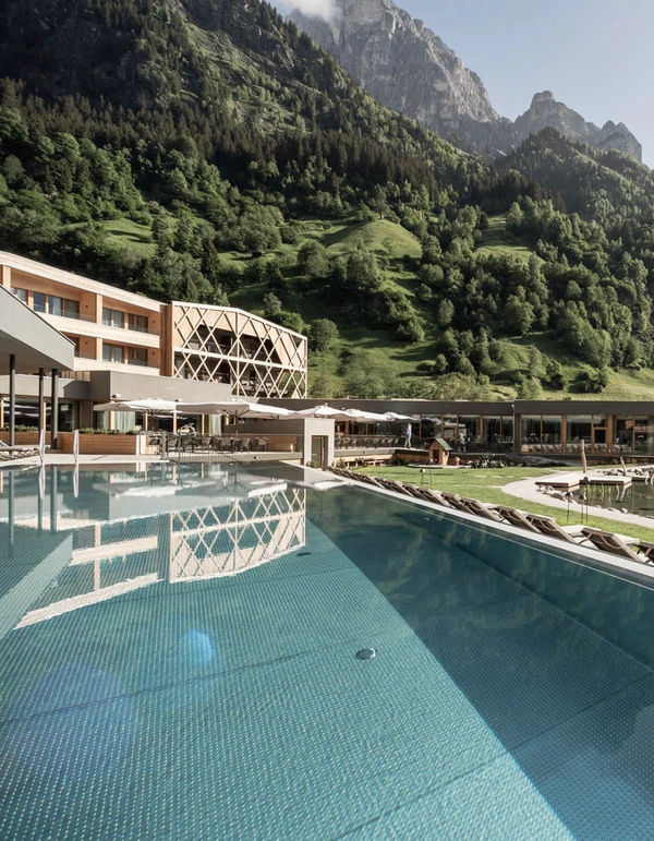 <a href="https://www.instagram.com/p/DYFWd3jjxHG/">Feuerstein Nature Family Resort</a>