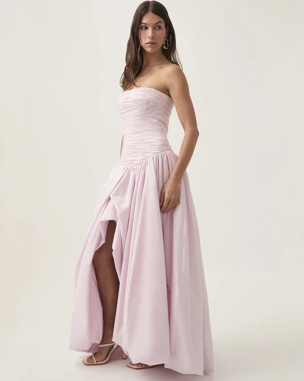 Date Night: 20 Chic Valentine's Day Outfit Ideas