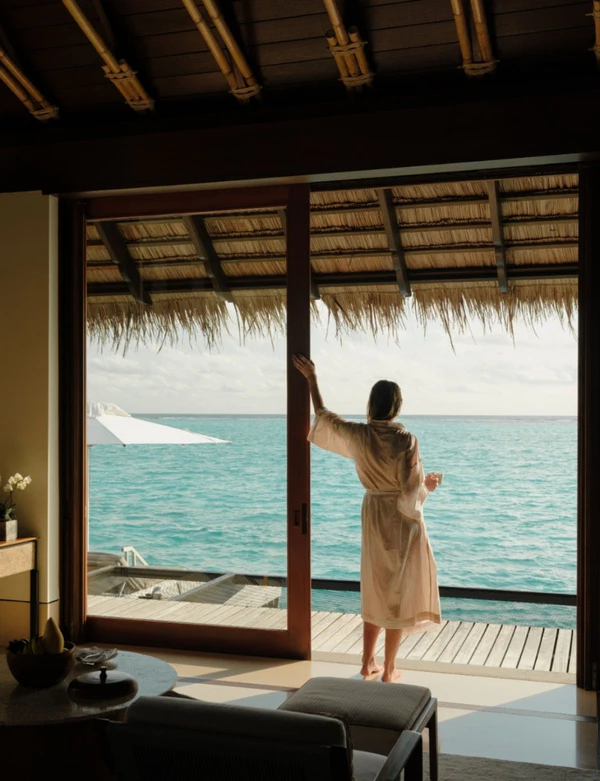 <a href="https://www.instagram.com/p/Ddy5E3Bl0C1/?img_index=1">One&Only Reethi Rah</a>