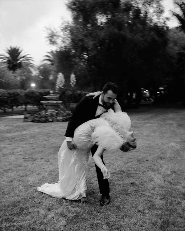 How to Handle Wedding Budget Stress as a Couple