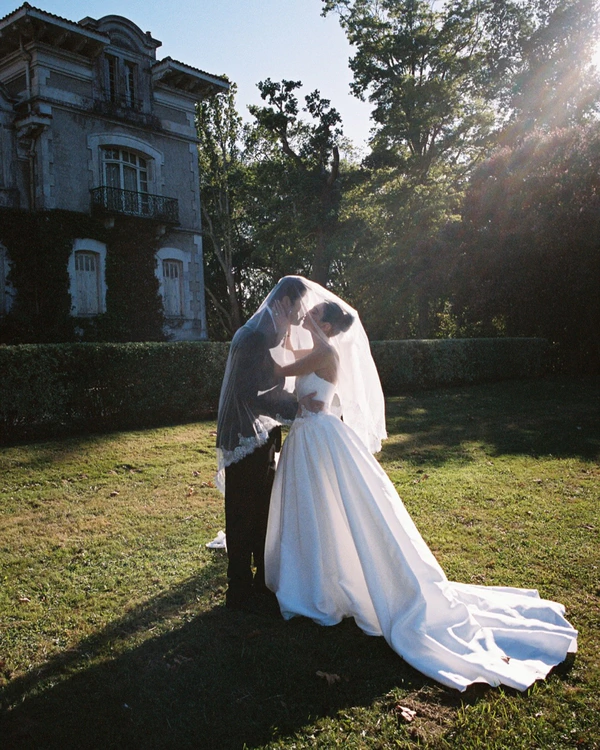 Photography: <a href="https://www.instagram.com/p/DQWUdpzjRj9/?hl=en&img_index=6">Franco Gribodo</a>