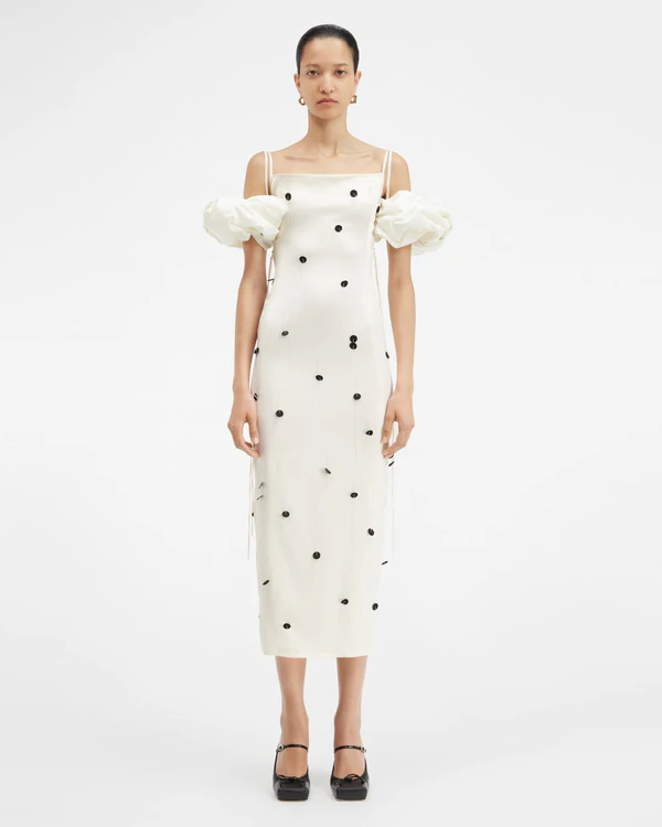 Rehearsal Dinner Outfits for the Modern Bride