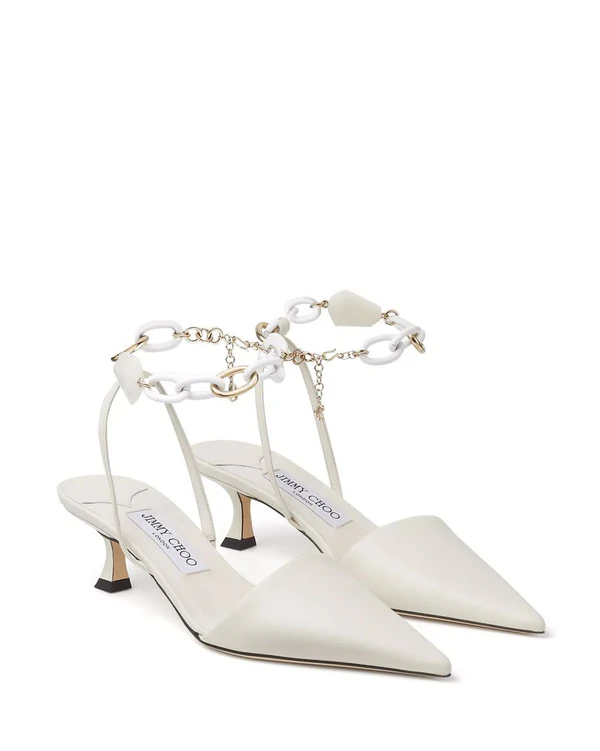 17 Most Elegant Low-Heel Wedding Shoes