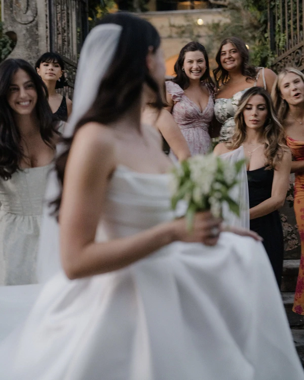A Classic & Elegant Celebration Amongst an Italian Garden Villa