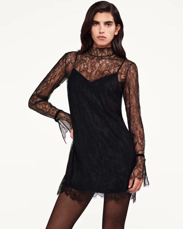 Date Night: 20 Chic Valentine's Day Outfit Ideas