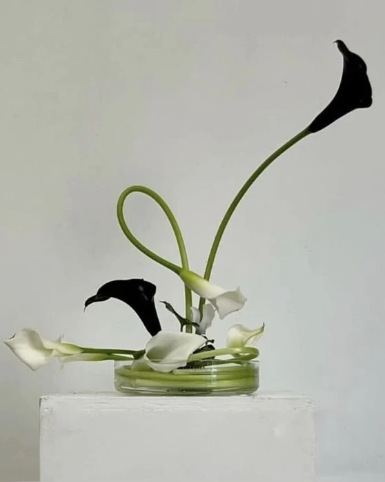 Trend: Twisted Floral Centerpieces
