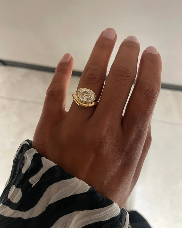 35 Old Mine Cut Engagement Rings We’d Say Yes To — photo 1
