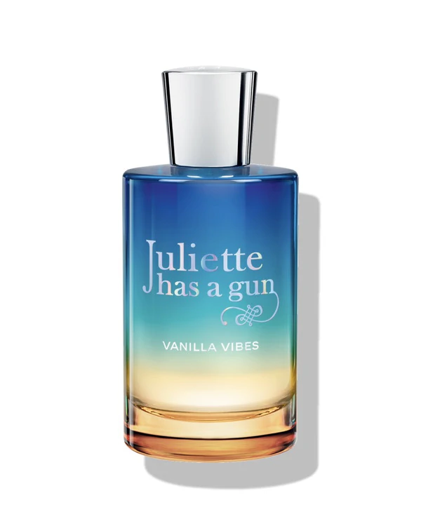 Perfect Christmas Perfumes to Feel Nostalgic