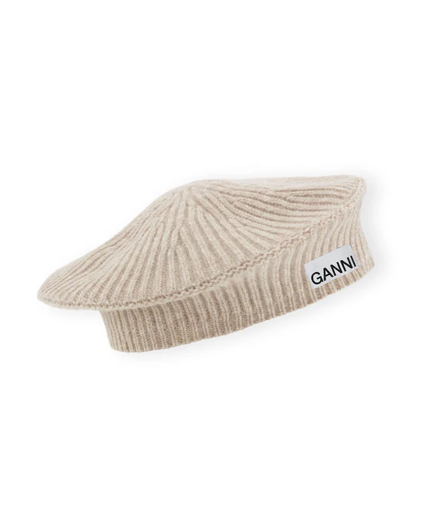 Trendy Headwear Pieces for Fall
