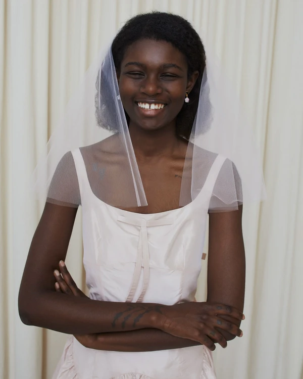 15 of Our Favorite Veil Brands