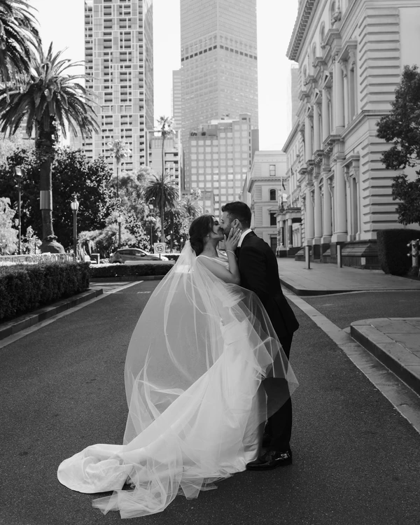 Real Wedding: Ally & Andrew — photo 2
