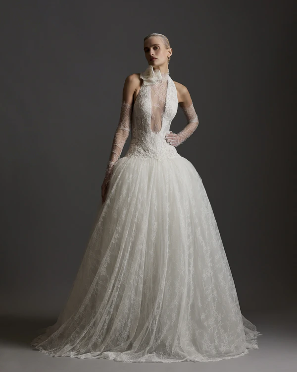 <a href="https://www.instagram.com/houseofgilles/">House of Gilles</a>, Photography: <a href="https://www.instagram.com/ruvenafanador/">Ruven Afanador</a>