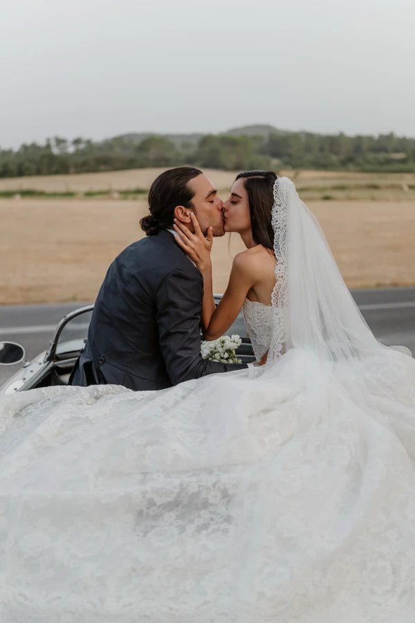 Entrepreneur Eva Garzón’s Elegant Mallorca Wedding in a Breathtaking Open-Air Cathedral — photo 1