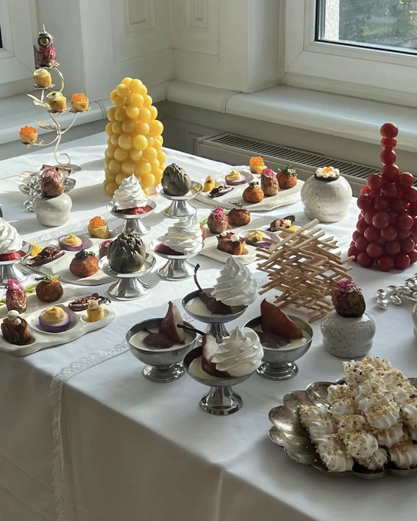 Food Styling Trend: Dessert Tablescapes