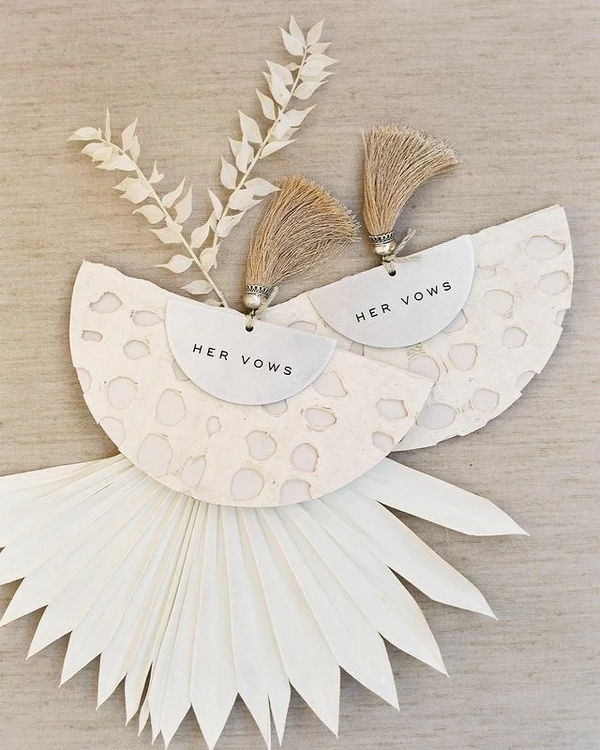 The 7 Best Places to Shop Your Unique Wedding Invitations