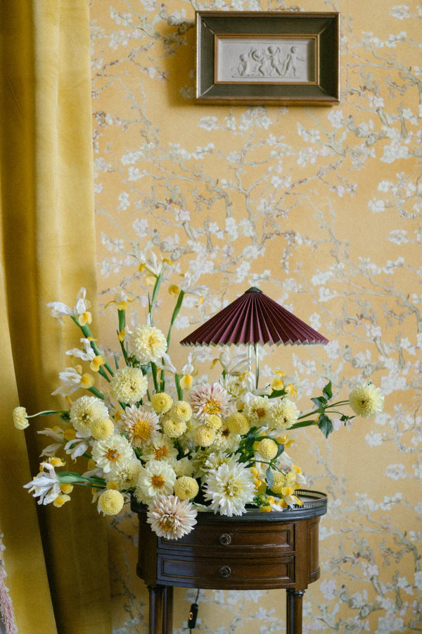 A Contemporary French Wedding Editorial: Unconventional Elegance at Château Marcellus