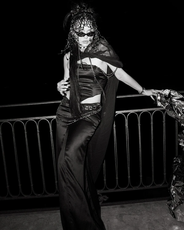 This Galliano-Inspired Bride Brought Mermaidcore to Sicily