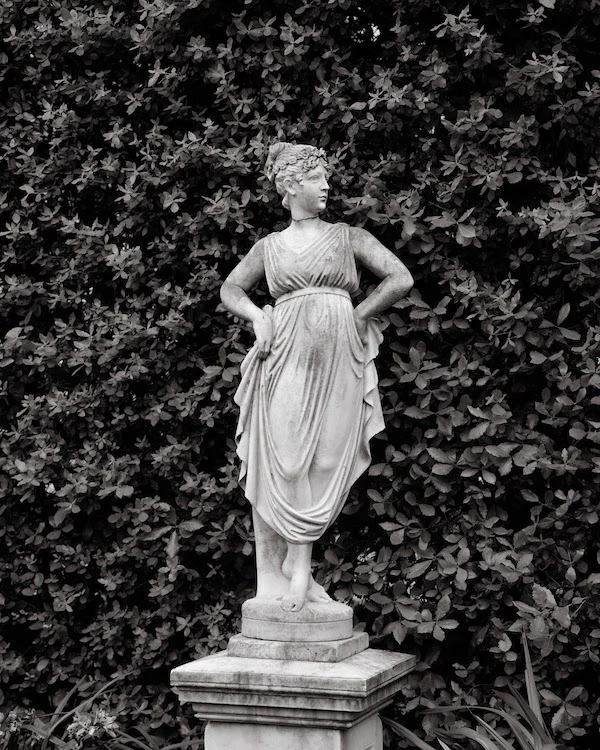 A Model & Musician's Chic Lake Como Wedding
