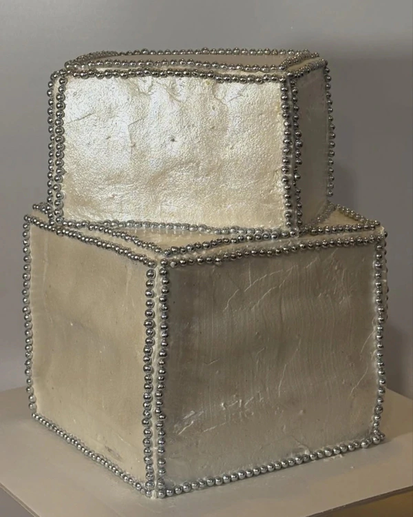 <a href="https://www.instagram.com/p/DTMrfSCEzPP/?img_index=2">BakesCakesDough</a>