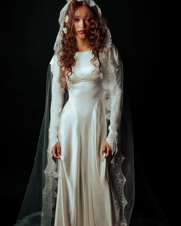 The Best Bridal Hairstyles to Wear with a Veil