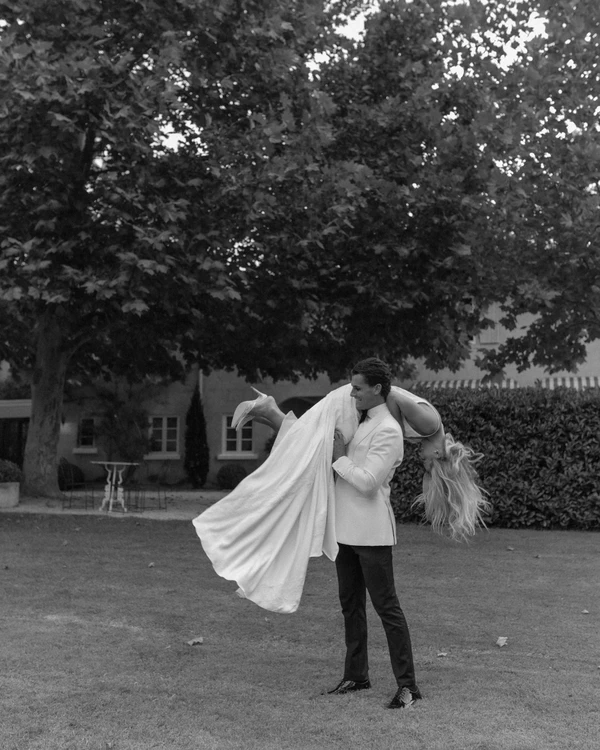 A Romantic Garden Wedding in the Australian Countryside