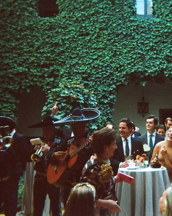 The Wedding Band Guide: 18 Live Music Styles to Set the Tone for Your Big Day