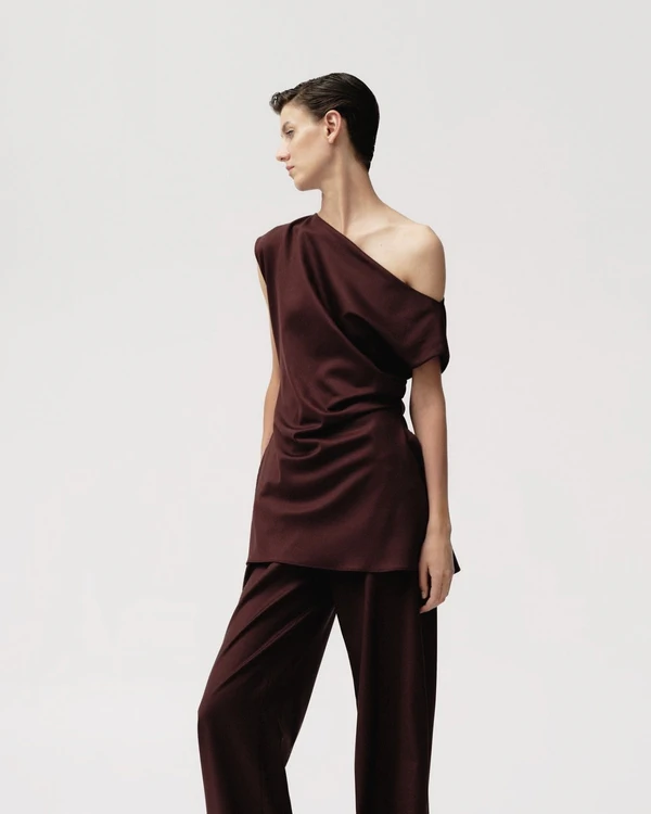 40 Stunning Christmas Party Outfits for 2024