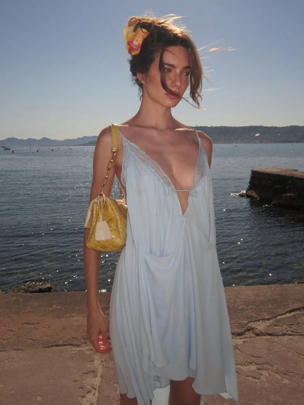 Content: <a href="https://www.instagram.com/p/DZFl-qmiOXt/?img_index=1">Marla Lafontan</a>