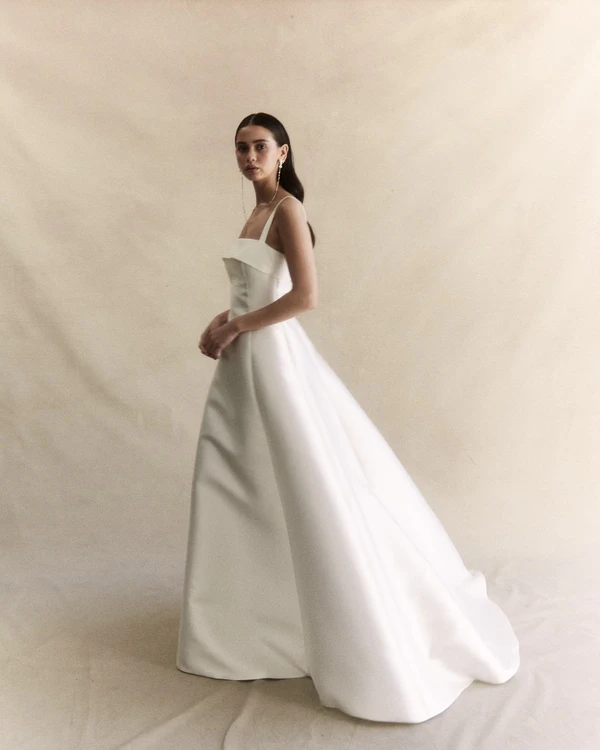 Best Wedding Dress Styles for Smaller Chest