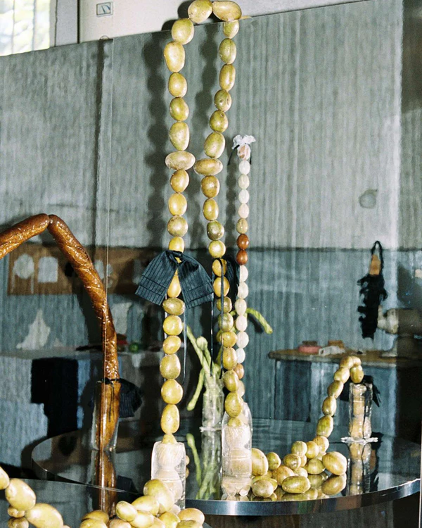 45 Creative Ways to Style & Display Food at Your Wedding