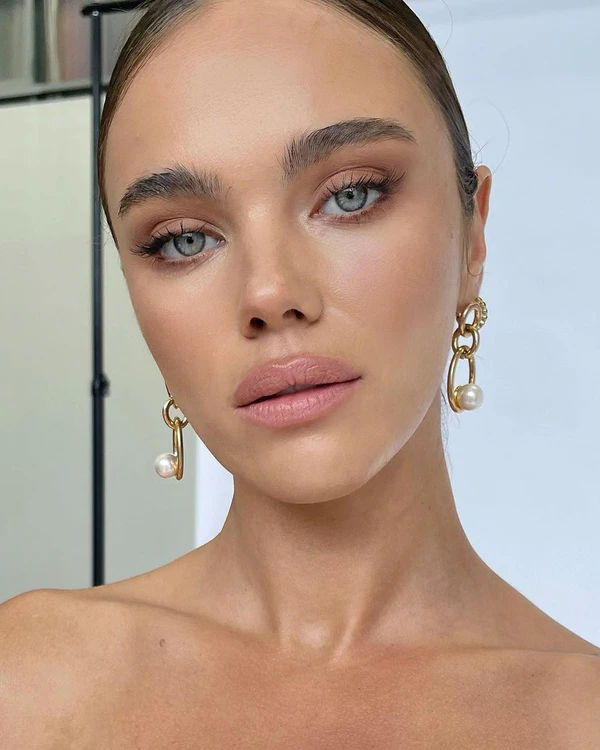 16 Best Makeup Artists in Australia
