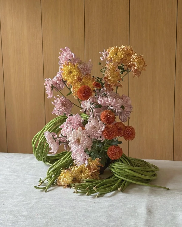 Trend: Twisted Floral Centerpieces