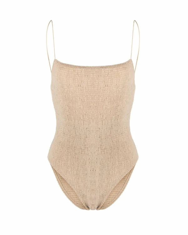 5 Swimwear Trends to Try on Your Honeymoon