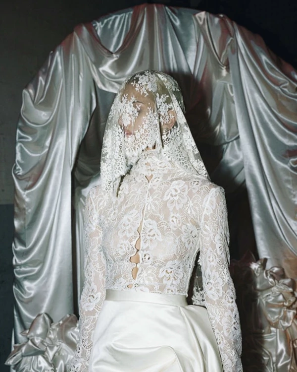 Bridal Trend: Lace Made Modern