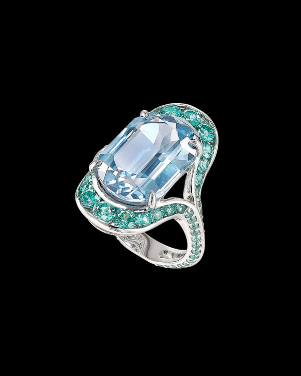 <a href="https://anabelachan.com/products/ocean-lozenge-ring">Anabela Chan</a>