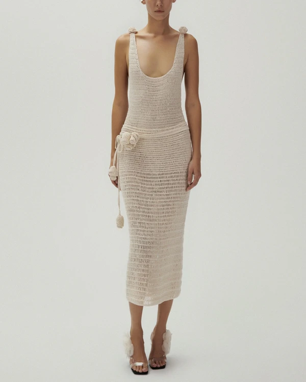18 Dresses for a Tropical Honeymoon